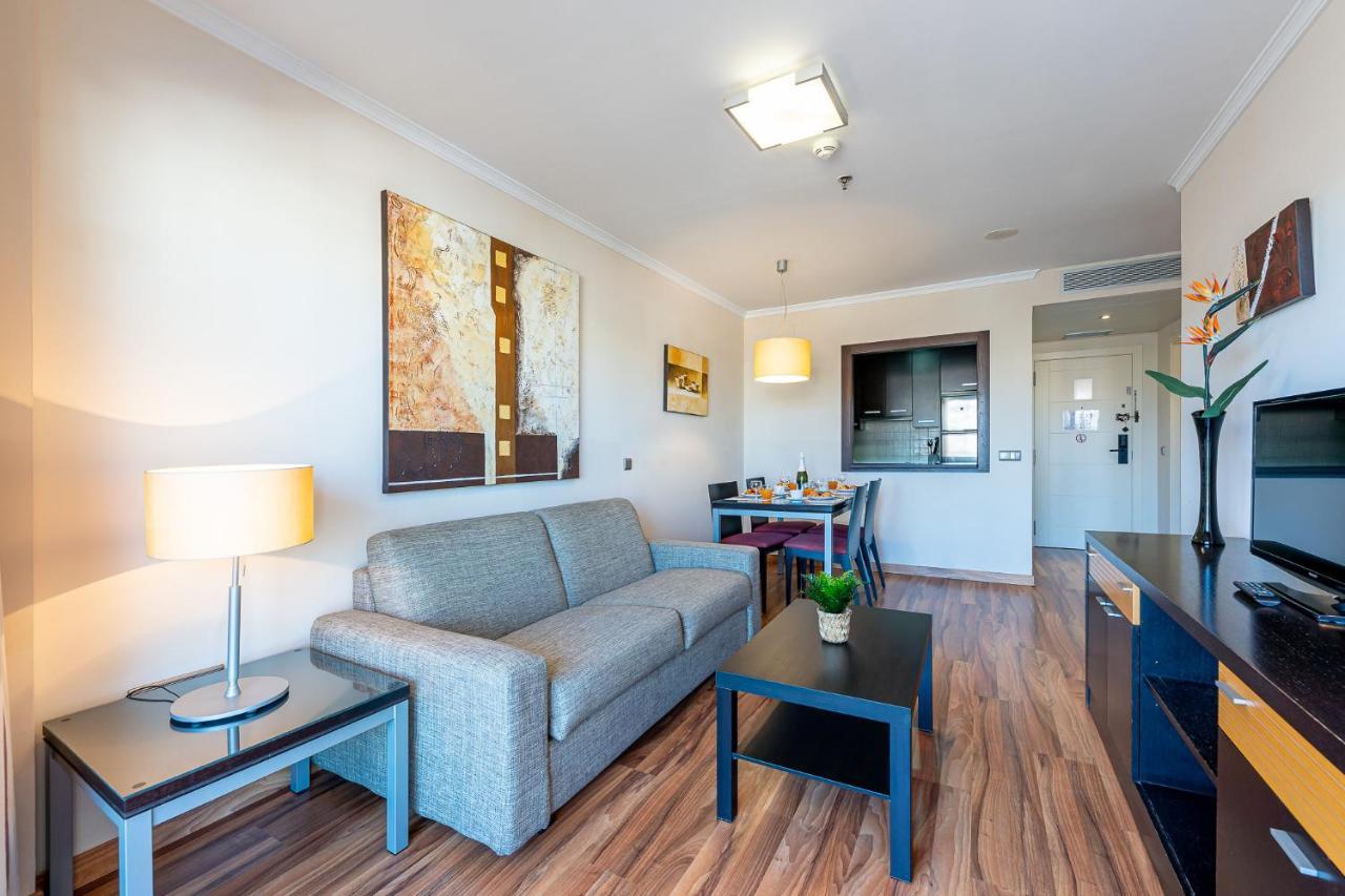 797 Holiday Rentals - Arcosur1- Moderno Apartamento Con Terraza Y Vistas Benalmadena Ngoại thất bức ảnh